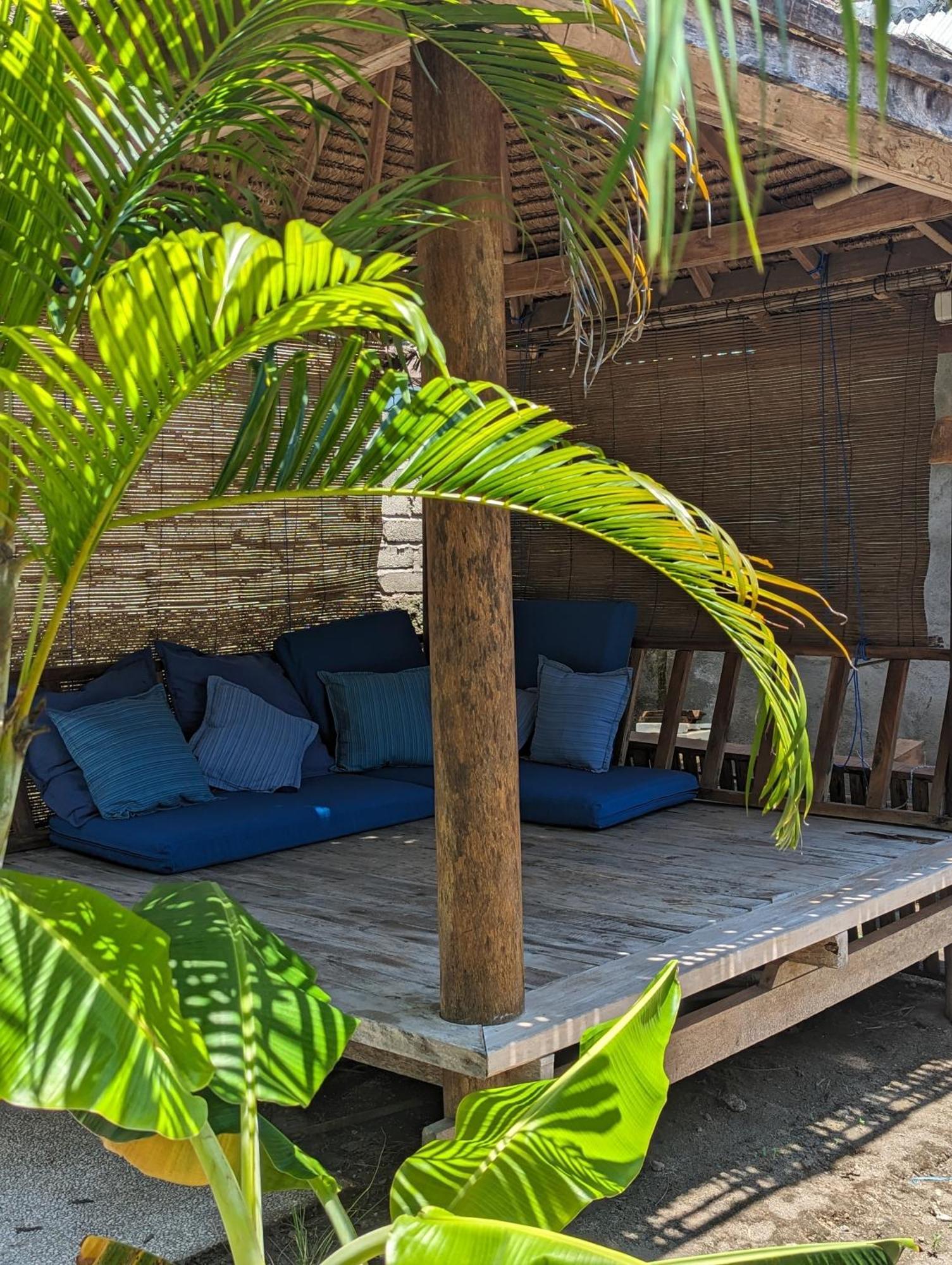 Indigo Bungalows Gili Trawangan Exterior foto