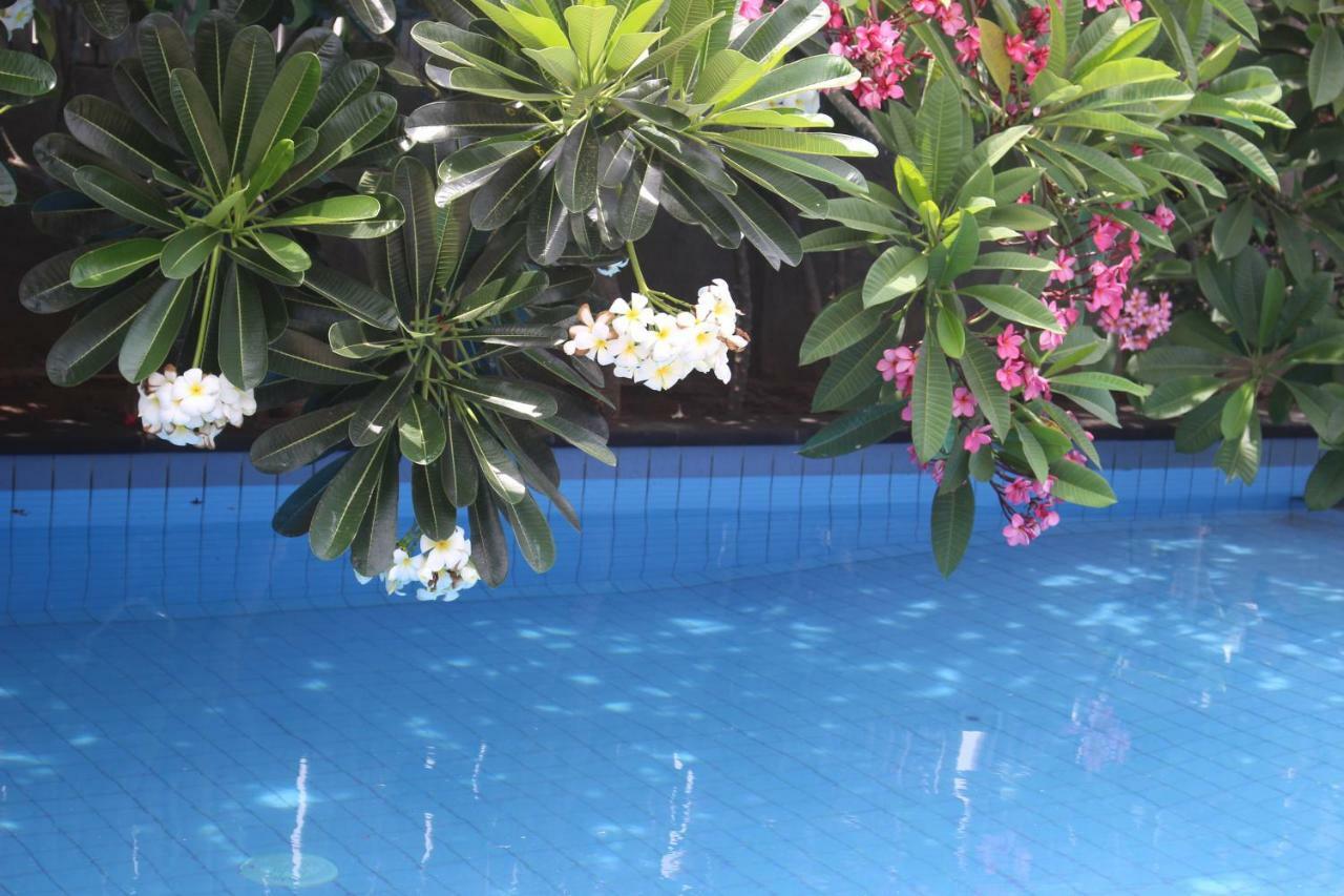 Indigo Bungalows Gili Trawangan Exterior foto